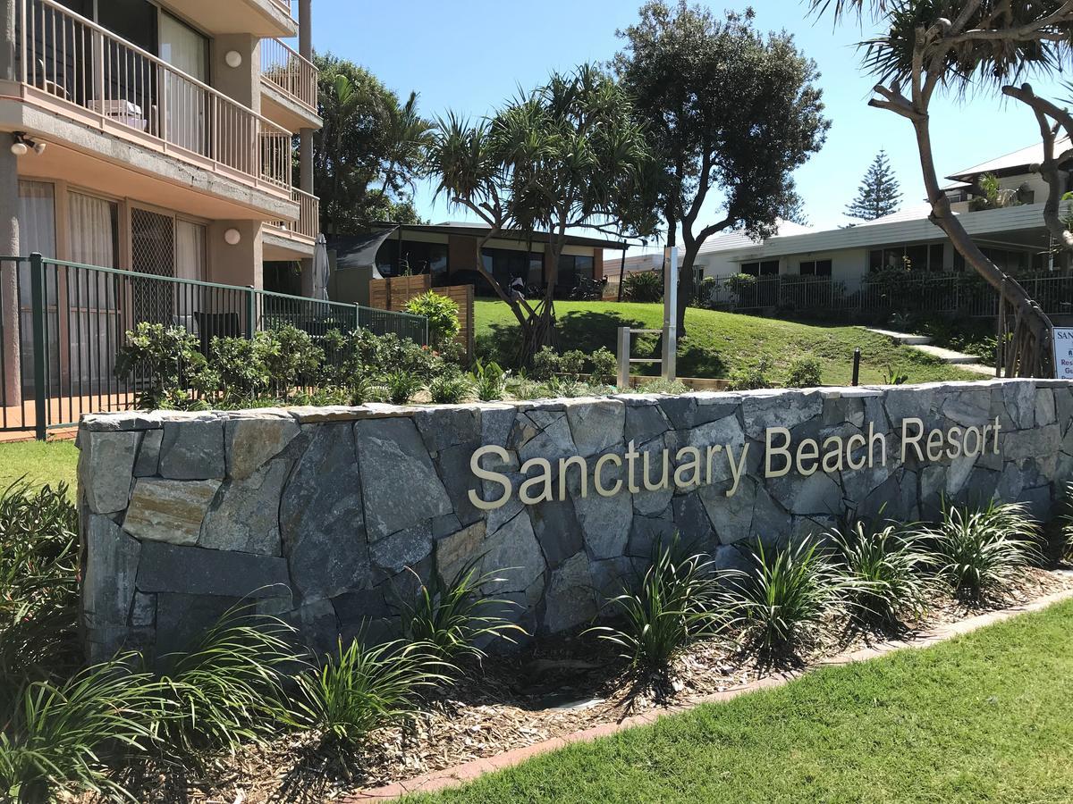 Sanctuary Beach Resort Gold Coast Exterior photo